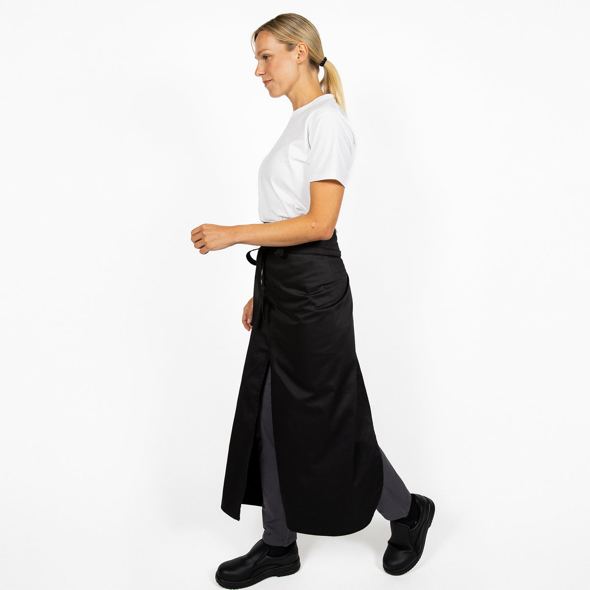 Dennys Centre-Split Long Apron - Black