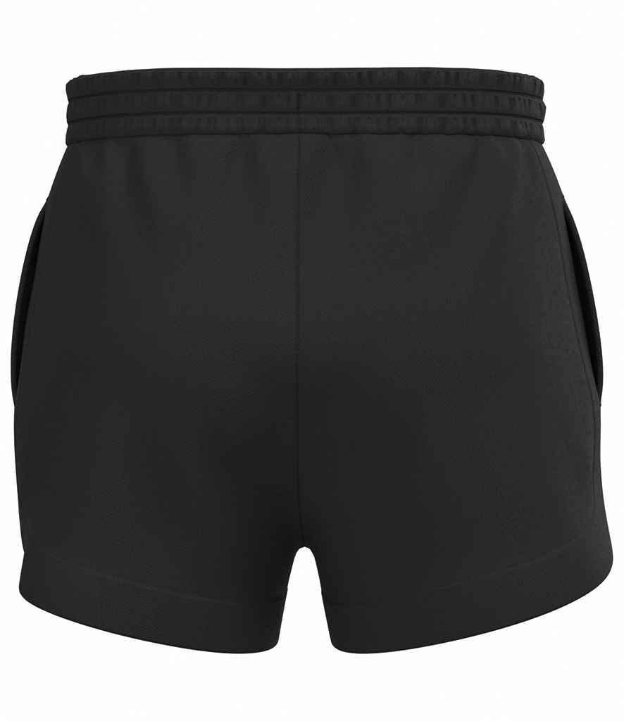 NS746 Black Back