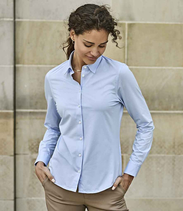 Ladies' Shirts & Blouses