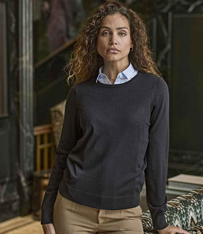 Sweatshirts & Knitwear