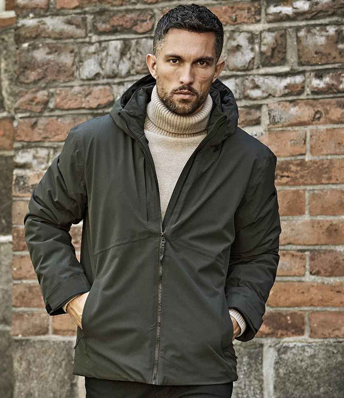Jackets & Soft Shells
